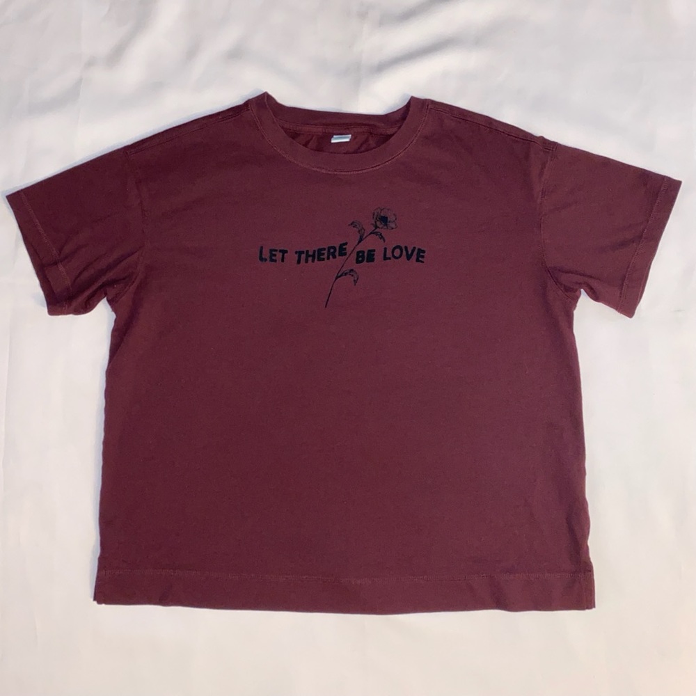 Old Navy Maroon "Let there be love" Flower Tee, S